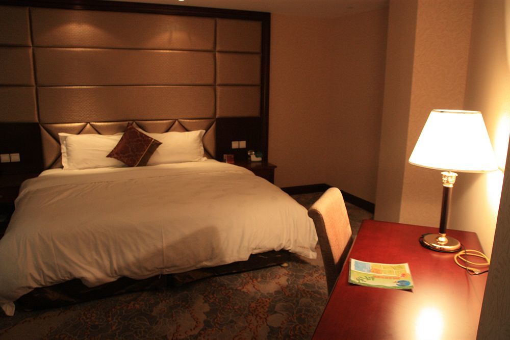 Shahai International Hotel Şanghay Dış mekan fotoğraf